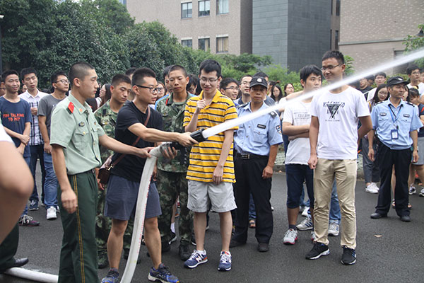 20160926909617.jpg 4.jpg